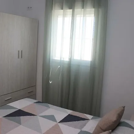 Carril De Pareja 콘일데라프론테라