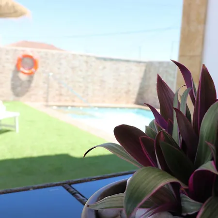 Chalet Carril De Pareja